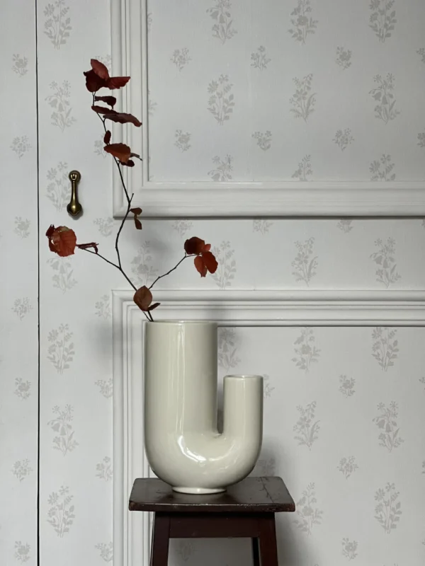 Favorite Vase | Oat