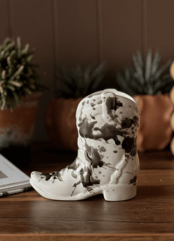 Paddywax Nashville Cowboy Boot Candle | Palo Santo Suede 170g - Image 2