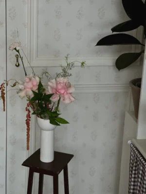 Acropolis Vase | White Dove