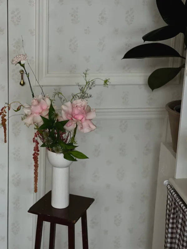 Acropolis Vase | White Dove