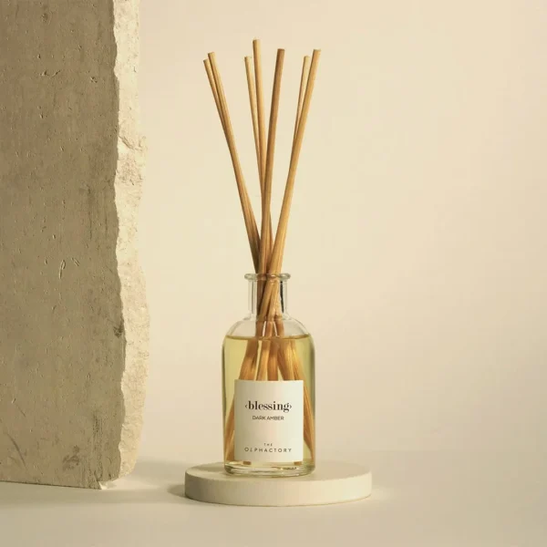 The Olphactory - Reed Diffuser Dark Amber 100ml - Image 2