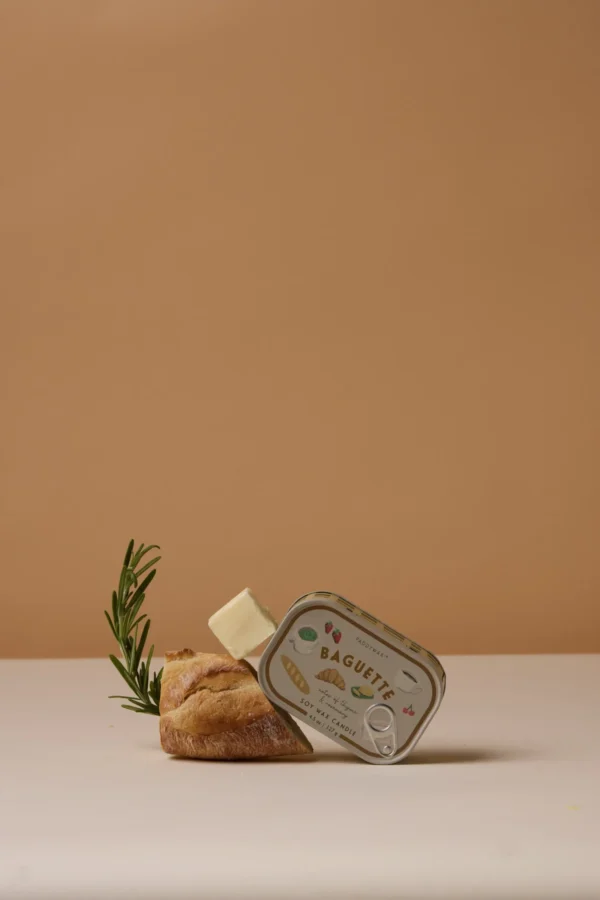 Paddywax Bistro Tin - Travel Candle Baguette 127gr - Image 2